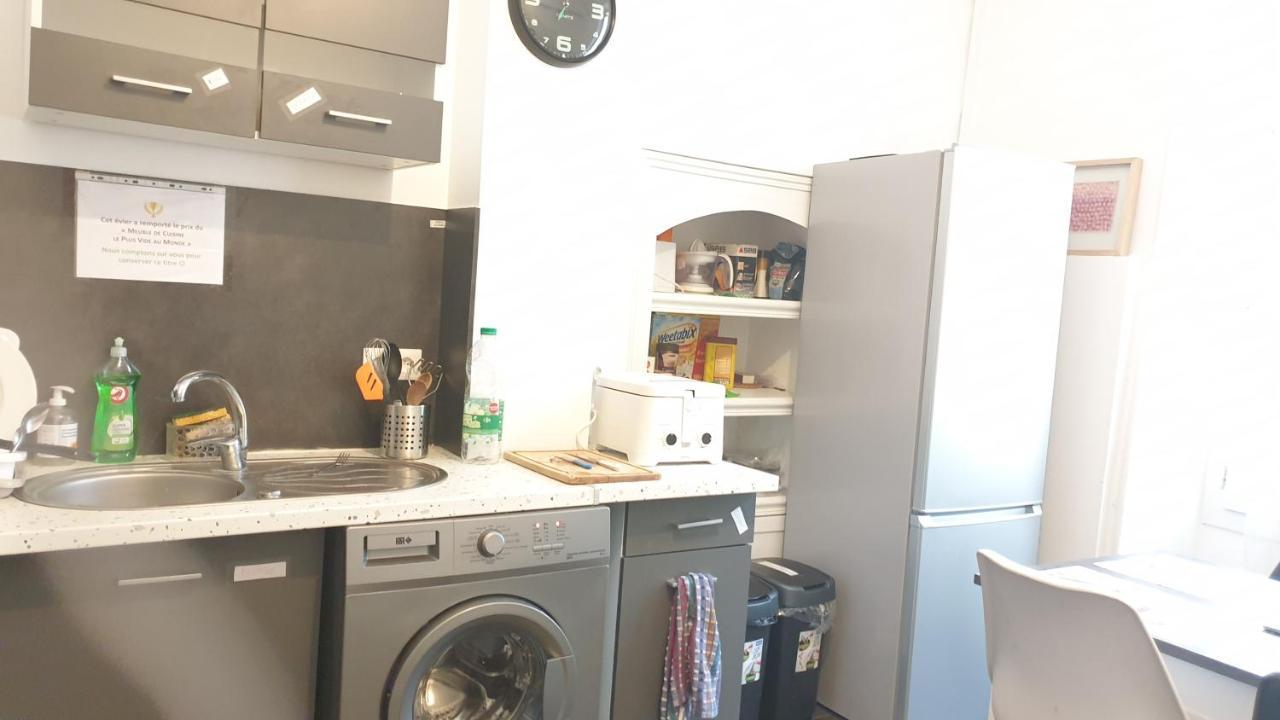 Chambres Poitiers Centre Ville - Salle de Bain, Réfrigérateur, TV et machine à café privatifs - Cuisine commune - Terrasse - Hôtel de ville à 200m Esterno foto